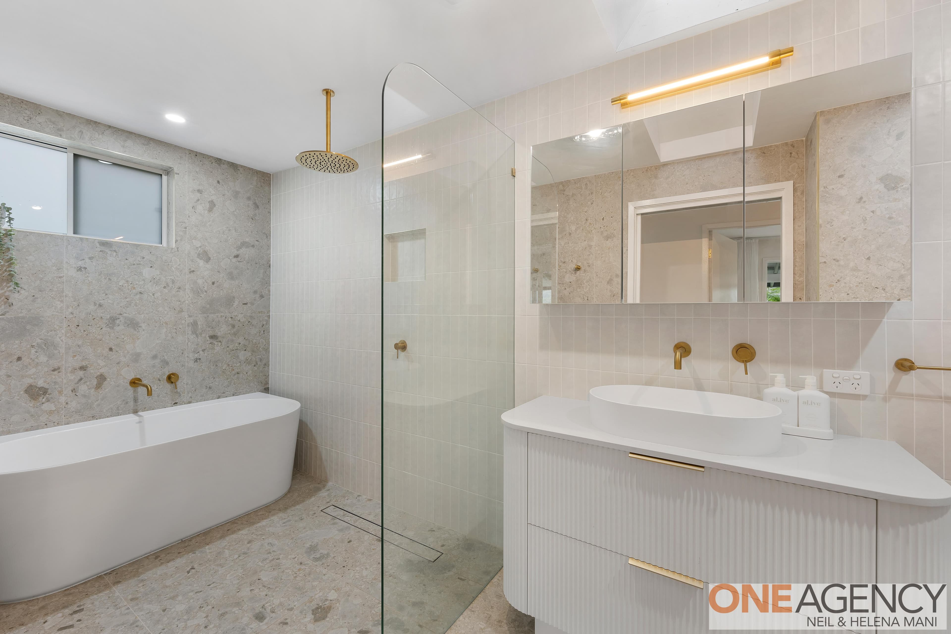 39 Orinda Avenue, North Gosford, North Gosford - Thumbnail 3