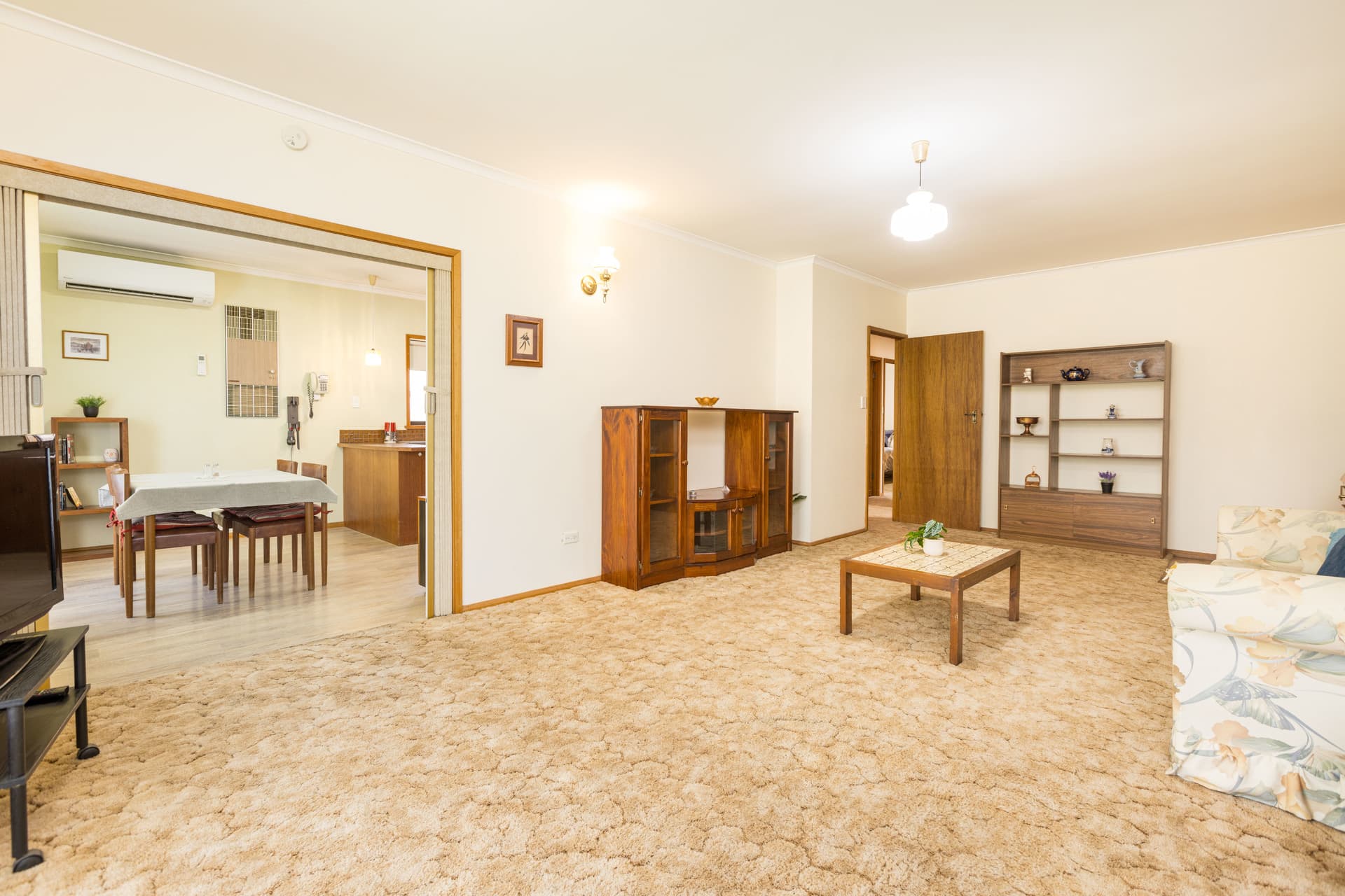 215 Walnut Avenue, Mildura, Mildura - Thumbnail 2