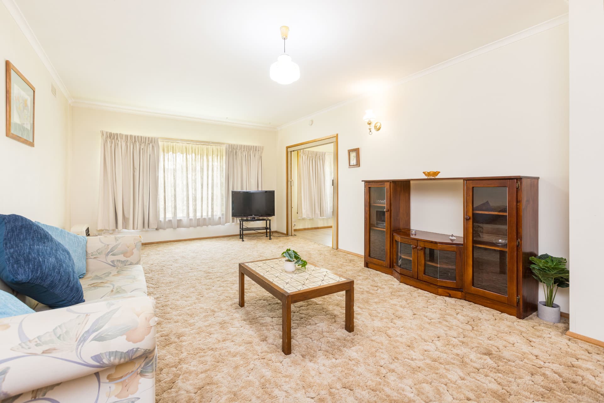 215 Walnut Avenue, Mildura, Mildura - Thumbnail 3