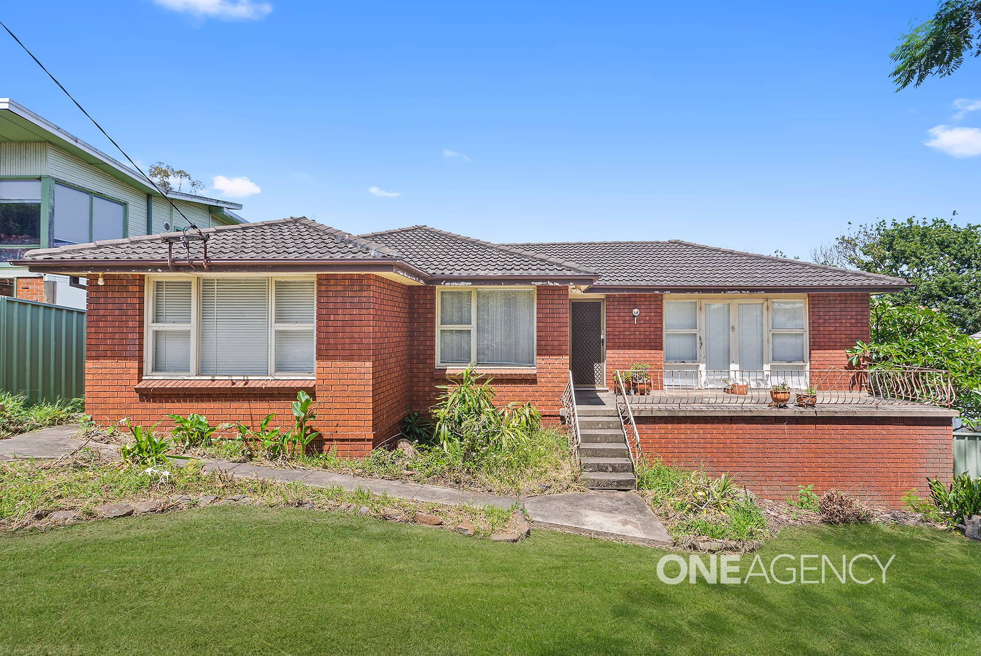 161 Northcliffe Drive, Lake Heights, Lake Heights - Image 1