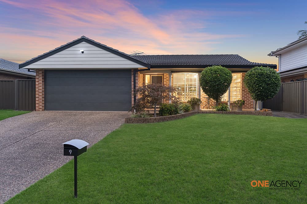 9 Boyd Place, Barden Ridge, Barden Ridge - Image 1