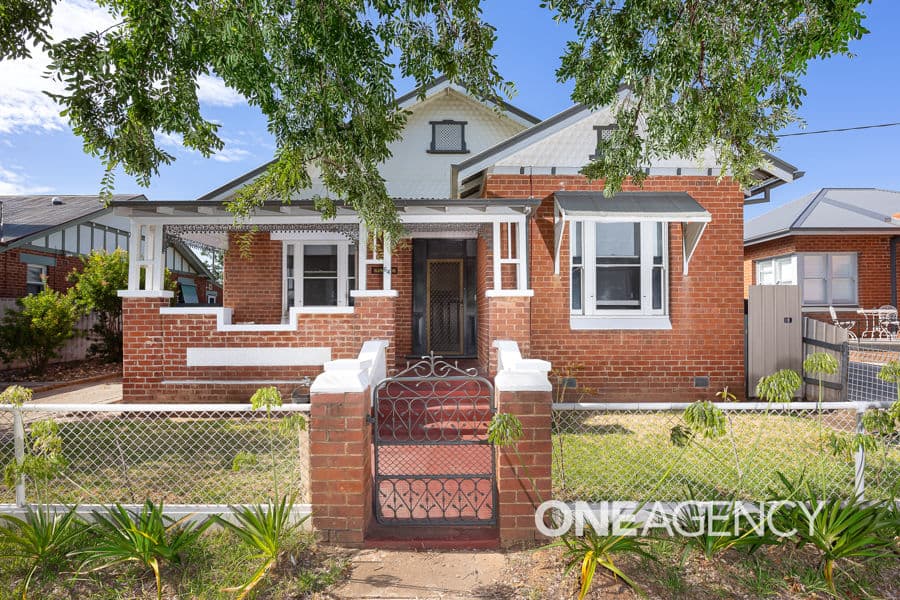 64 BROOKONG Avenue, Wagga Wagga, Wagga Wagga - Image 1