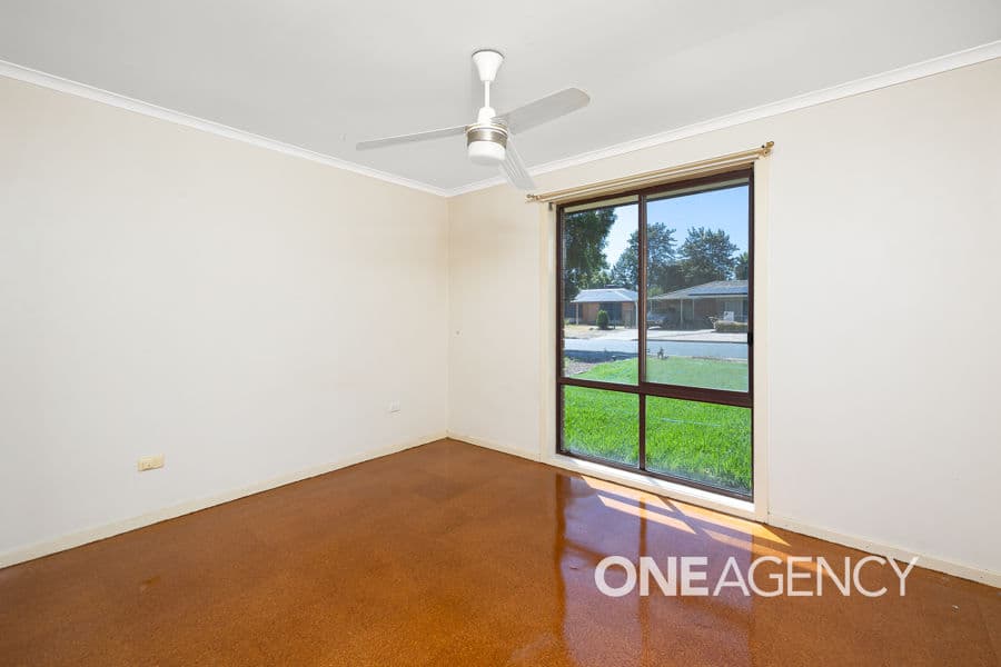 42 BANDERA Avenue, Glenfield Park, Glenfield Park - Thumbnail 4