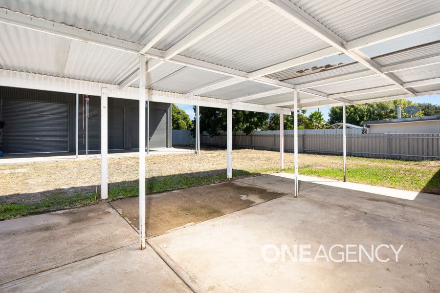 42 BANDERA Avenue, Glenfield Park, Glenfield Park - Thumbnail 7
