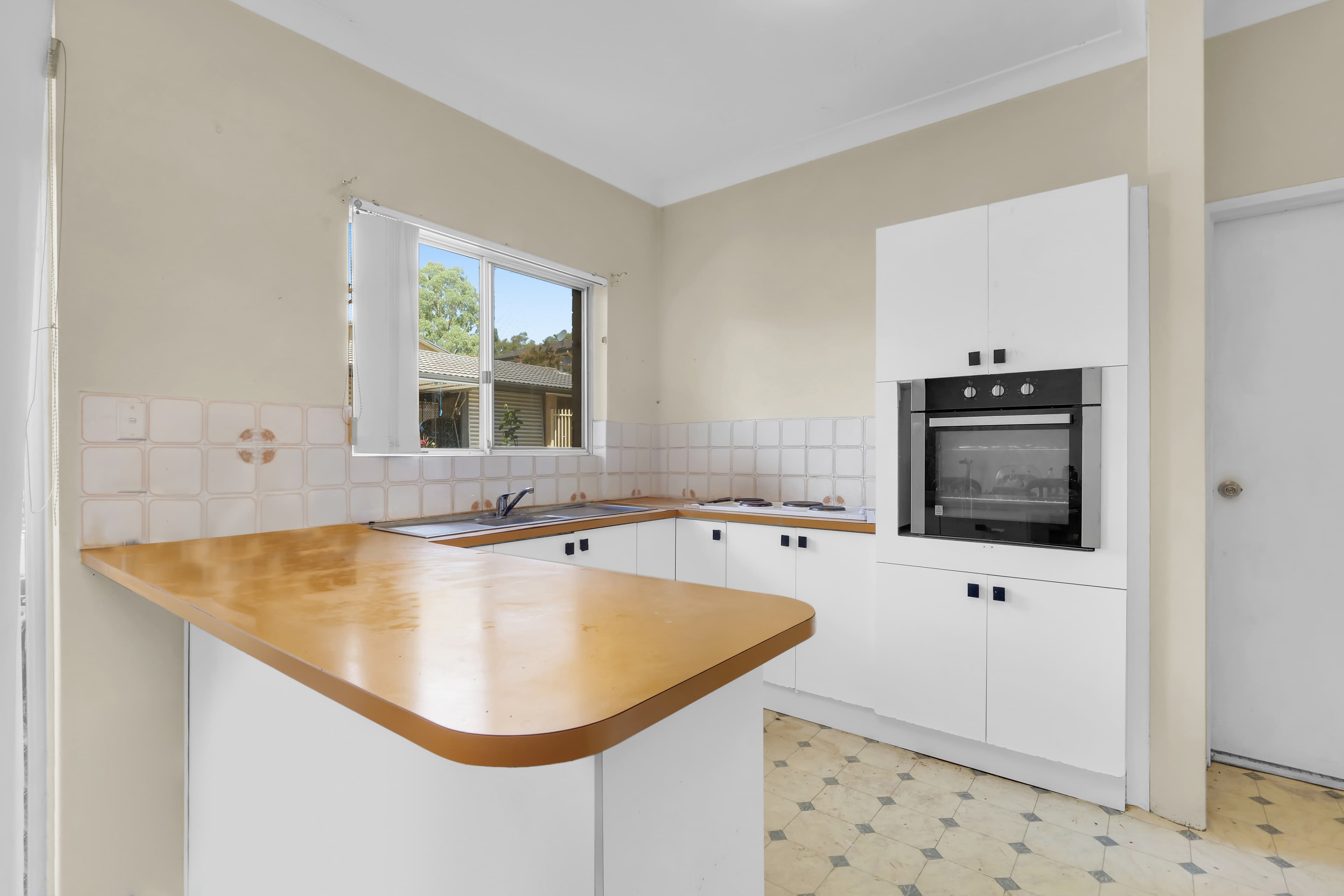 19/273 Junction Road, Ruse, Ruse - Thumbnail 2