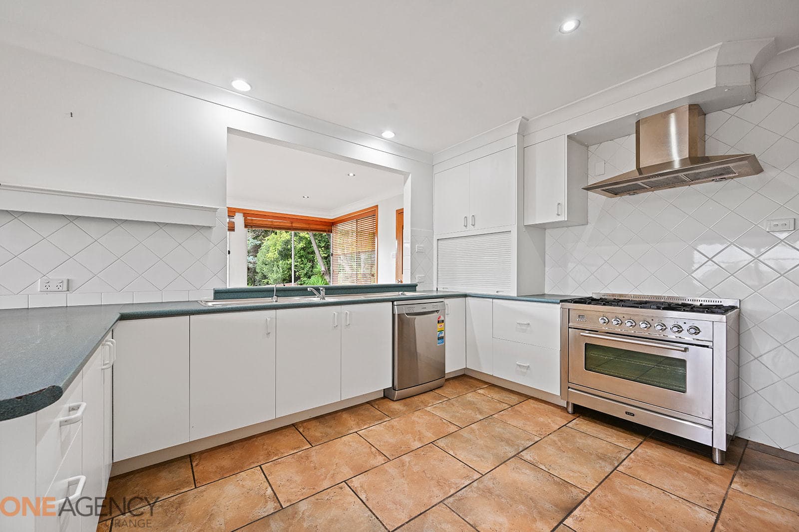 71 Icely Road, Orange, Orange - Thumbnail 3