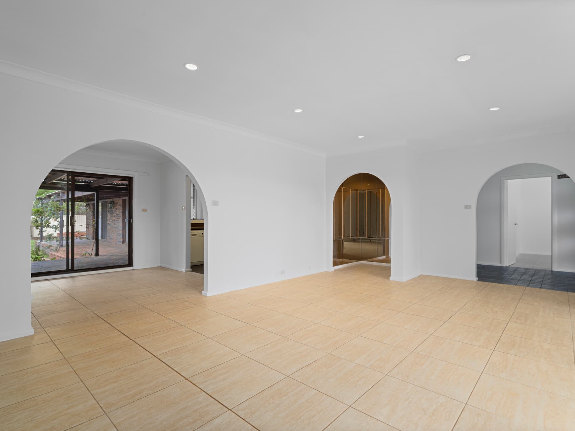 72 Bellinger Road, Ruse, Ruse - Thumbnail 6