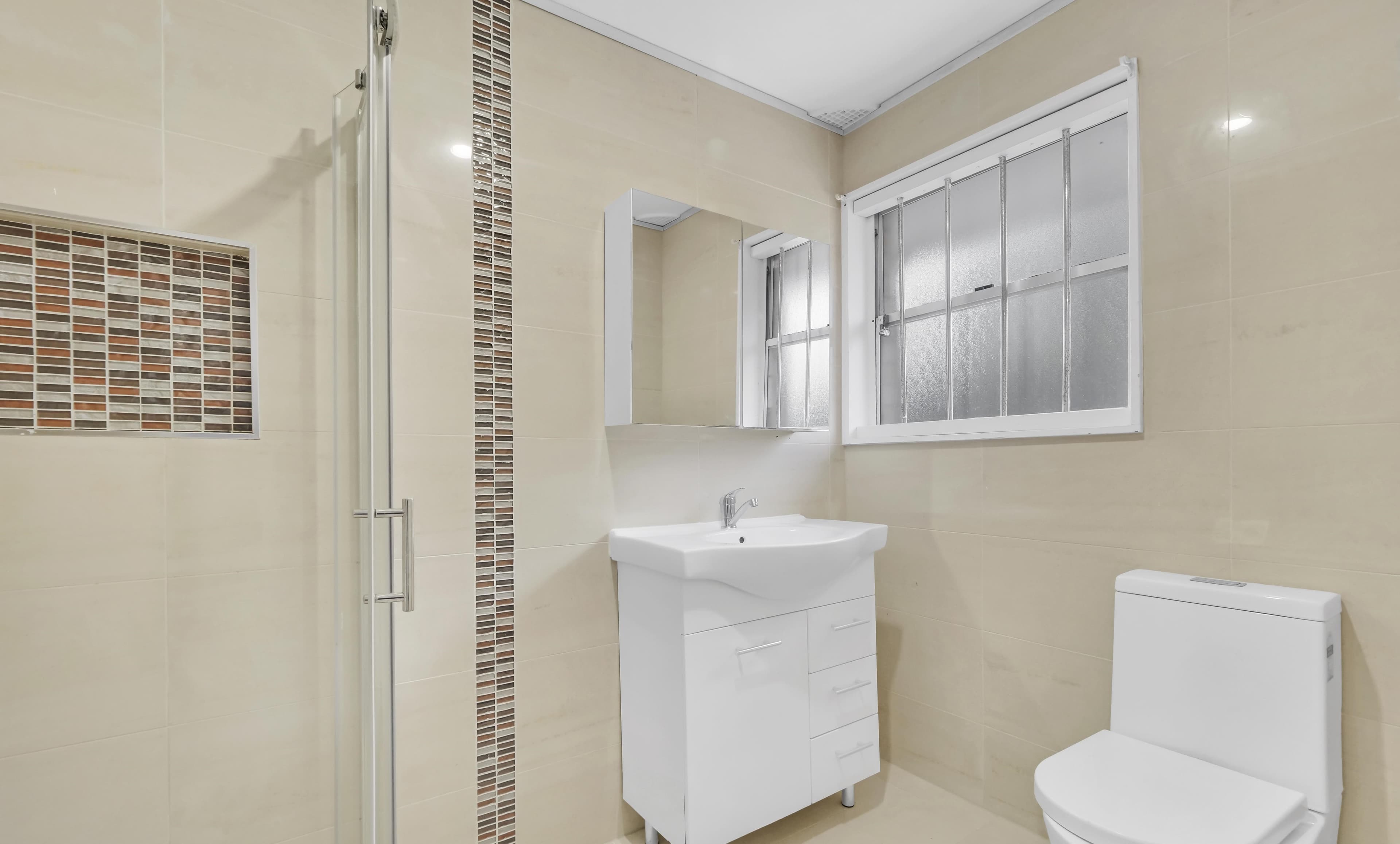 30 Crozier Street, Eagle Vale, Eagle Vale - Thumbnail 4