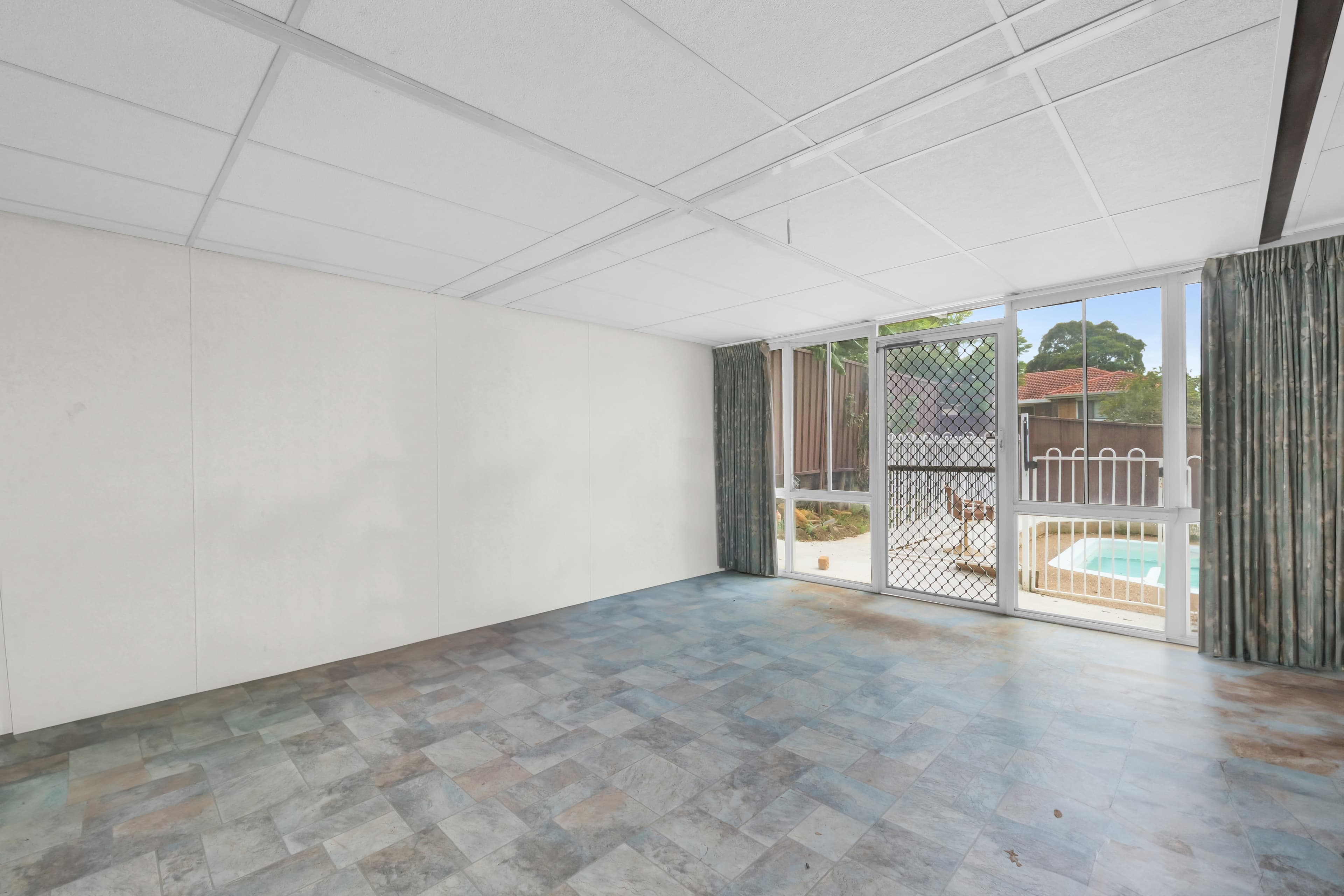 1 Malawa Place, Bradbury, Bradbury - Thumbnail 6