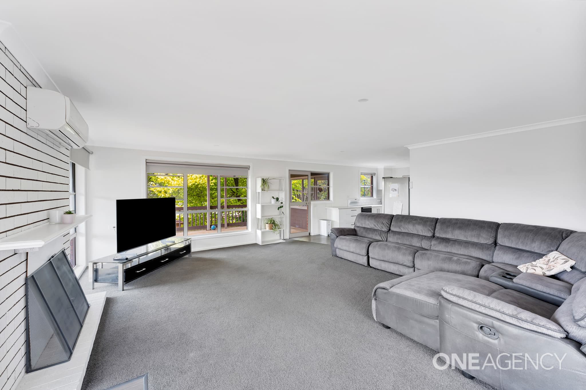 1 Sassafras Crescent, Romaine, Romaine - Thumbnail 3