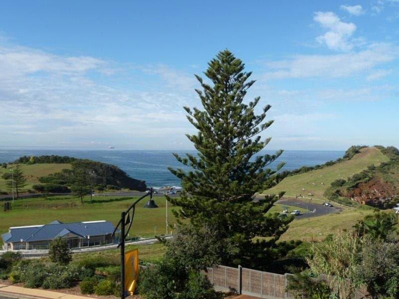 8 TERRIGAL Esplanade, Terrigal, Terrigal - Thumbnail 4