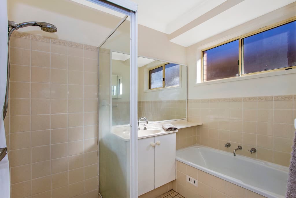 77 Reeves Street, Narara, Narara - Thumbnail 8