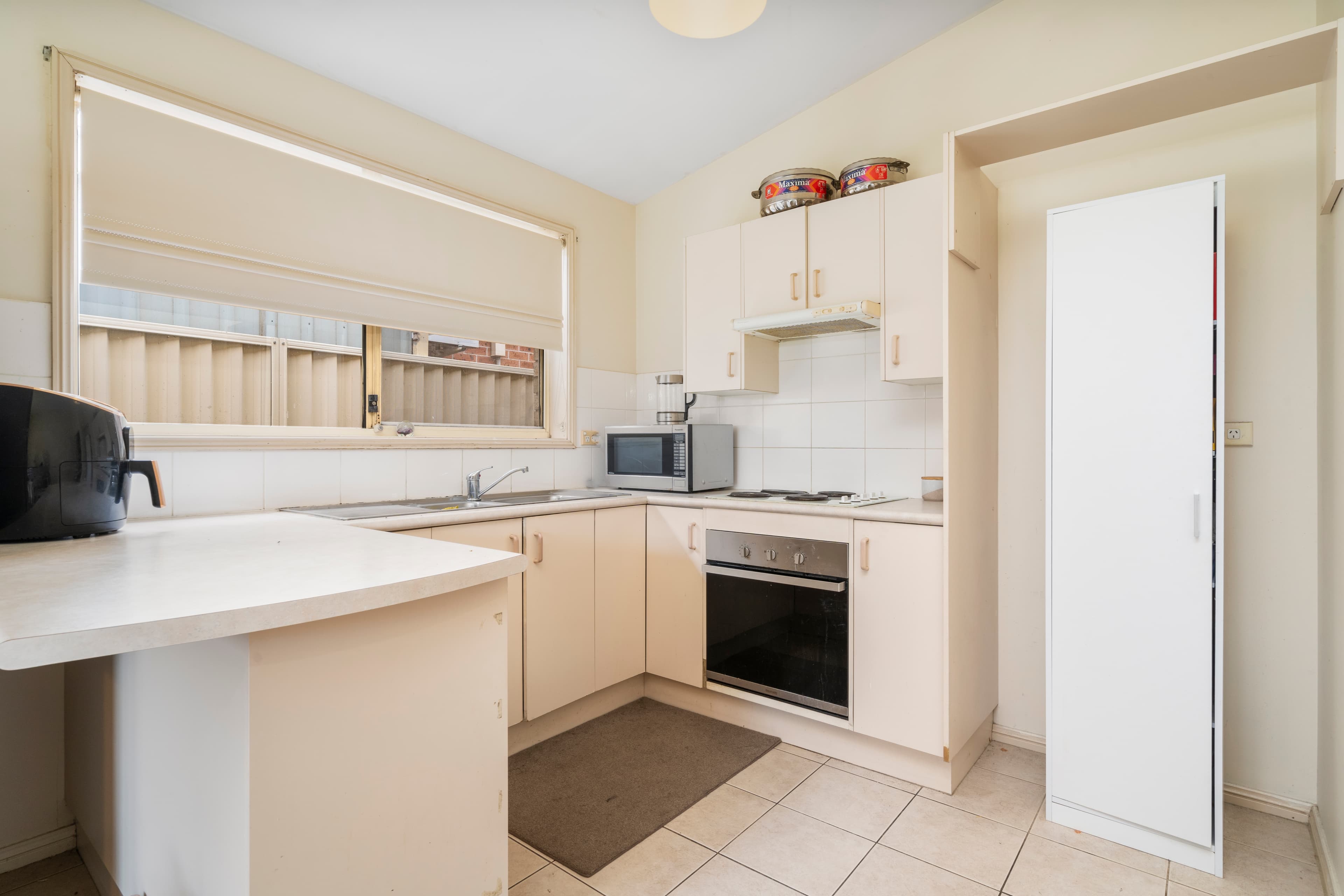 15 Glen Innes Road, Hinchinbrook, Hinchinbrook - Thumbnail 4