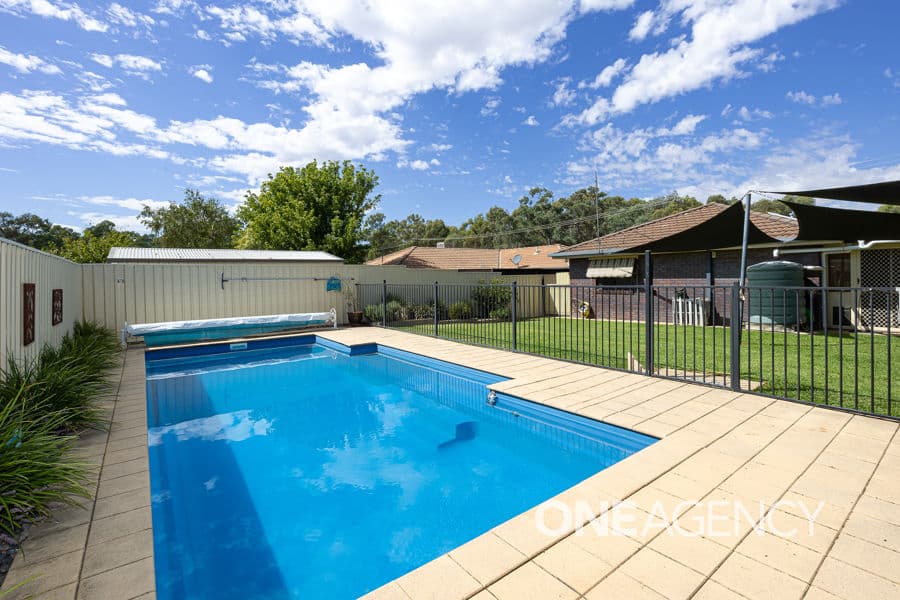 11 CRAFT Street, Lake Albert, Lake Albert - Image 1