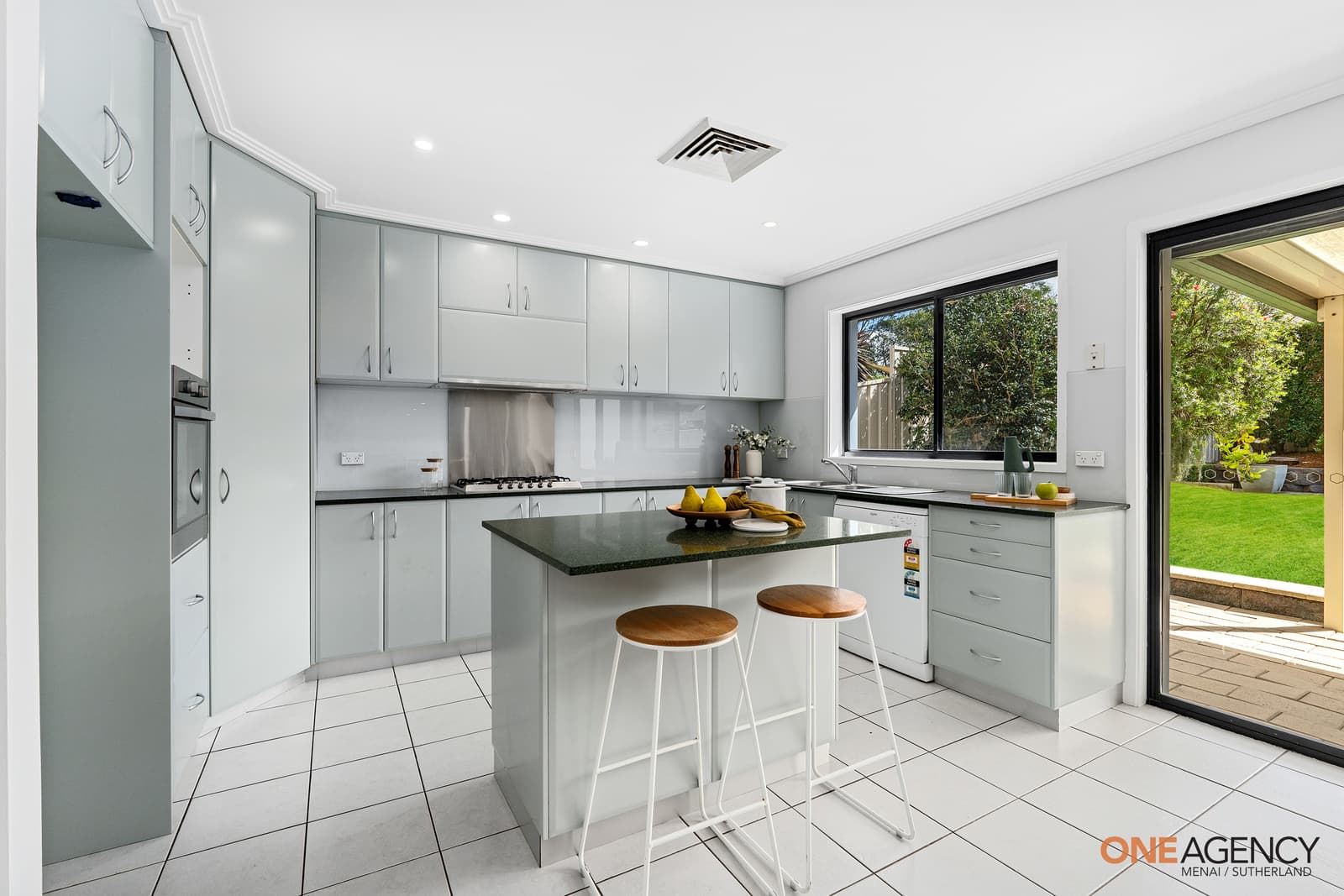 4 Throsby Close, Barden Ridge, Barden Ridge - Thumbnail 5