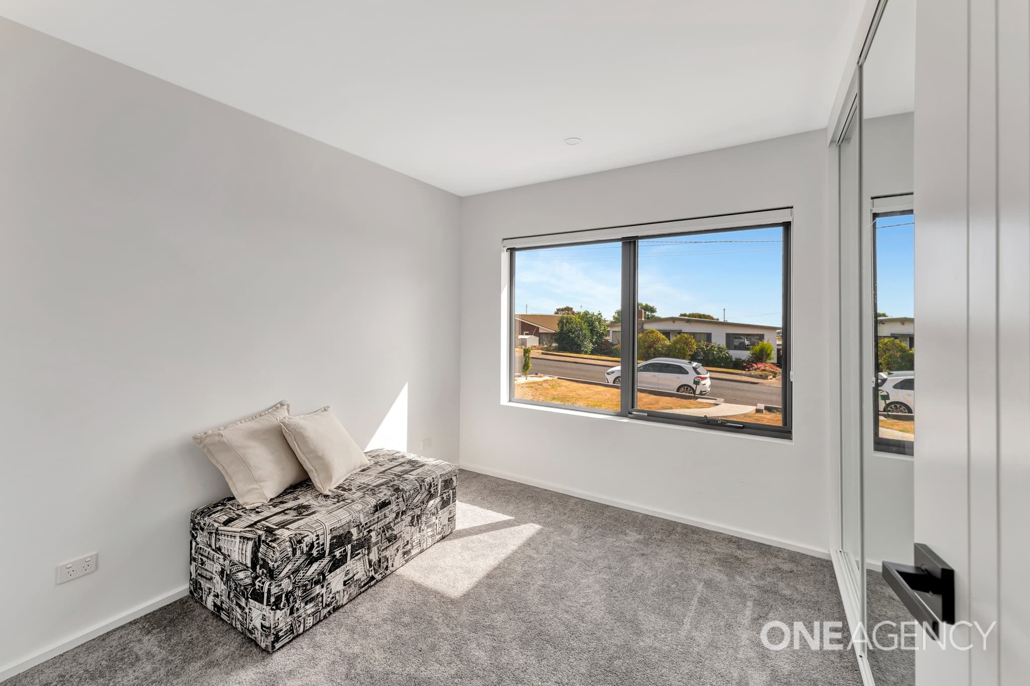 32 Curraghmore Avenue, Park Grove, Park Grove - Thumbnail 8