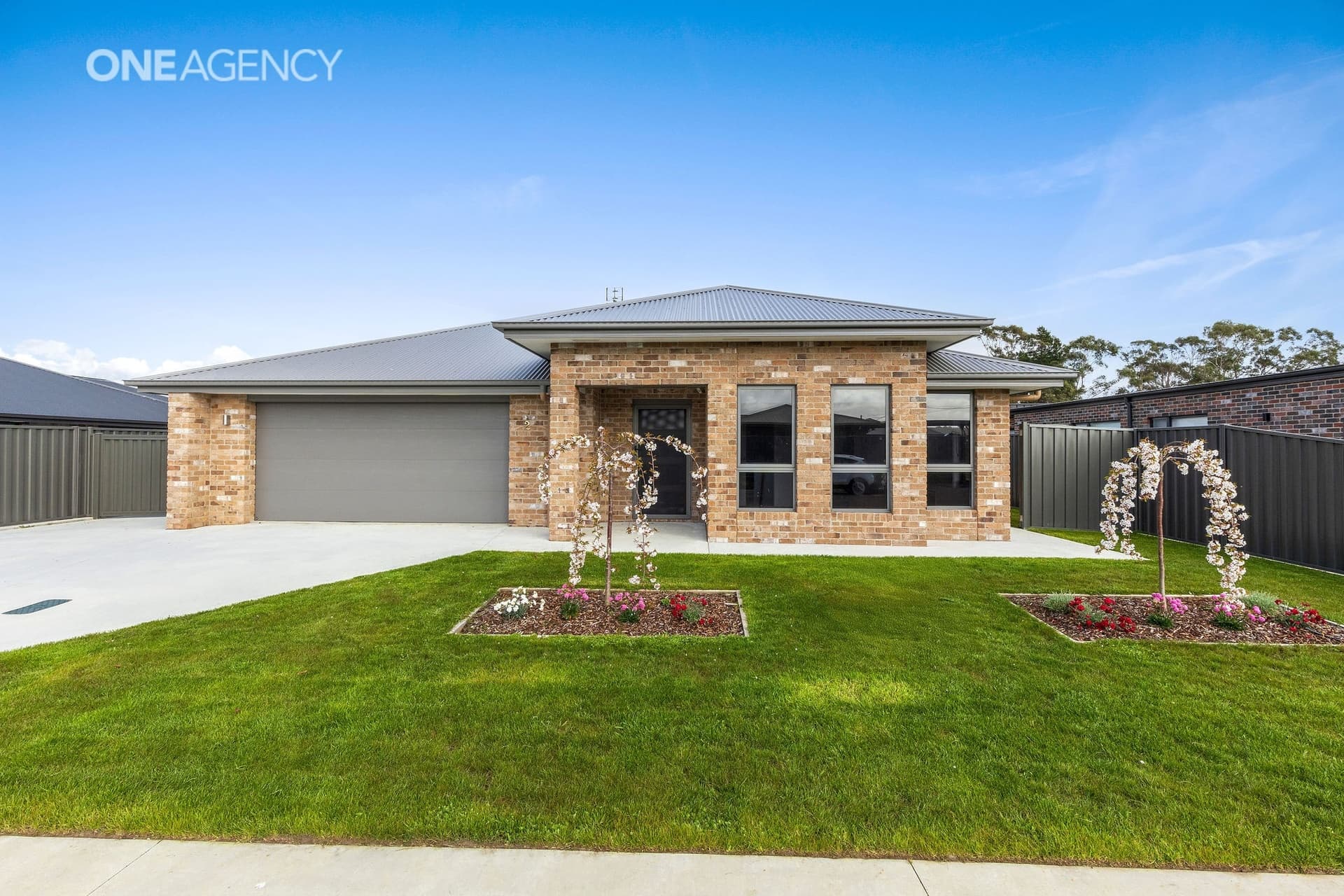 2 Kae Campbell Close, Latrobe, Latrobe - Image 1
