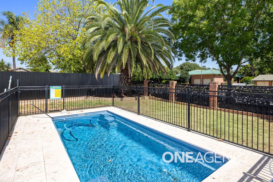 14 LAVENDER Place, Lake Albert, Lake Albert - Thumbnail 2