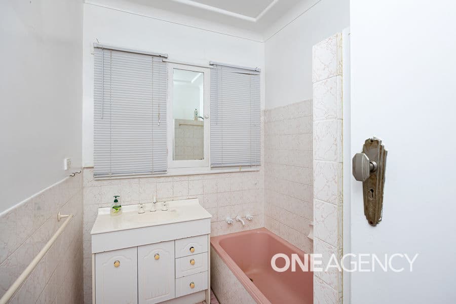 10 URANA Street, Turvey Park, Turvey Park - Thumbnail 5