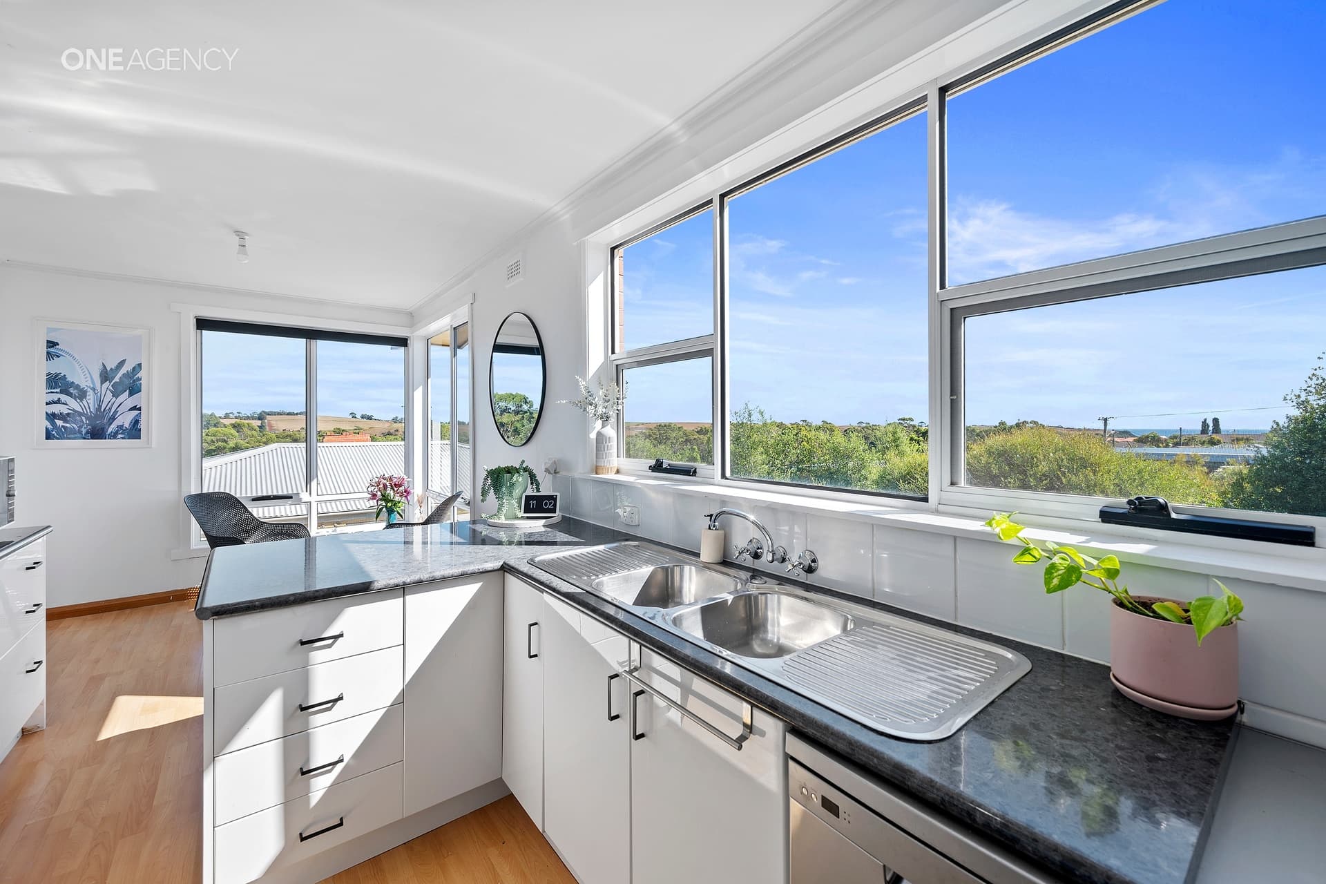 7 Rose Court, Devonport, Devonport - Thumbnail 8