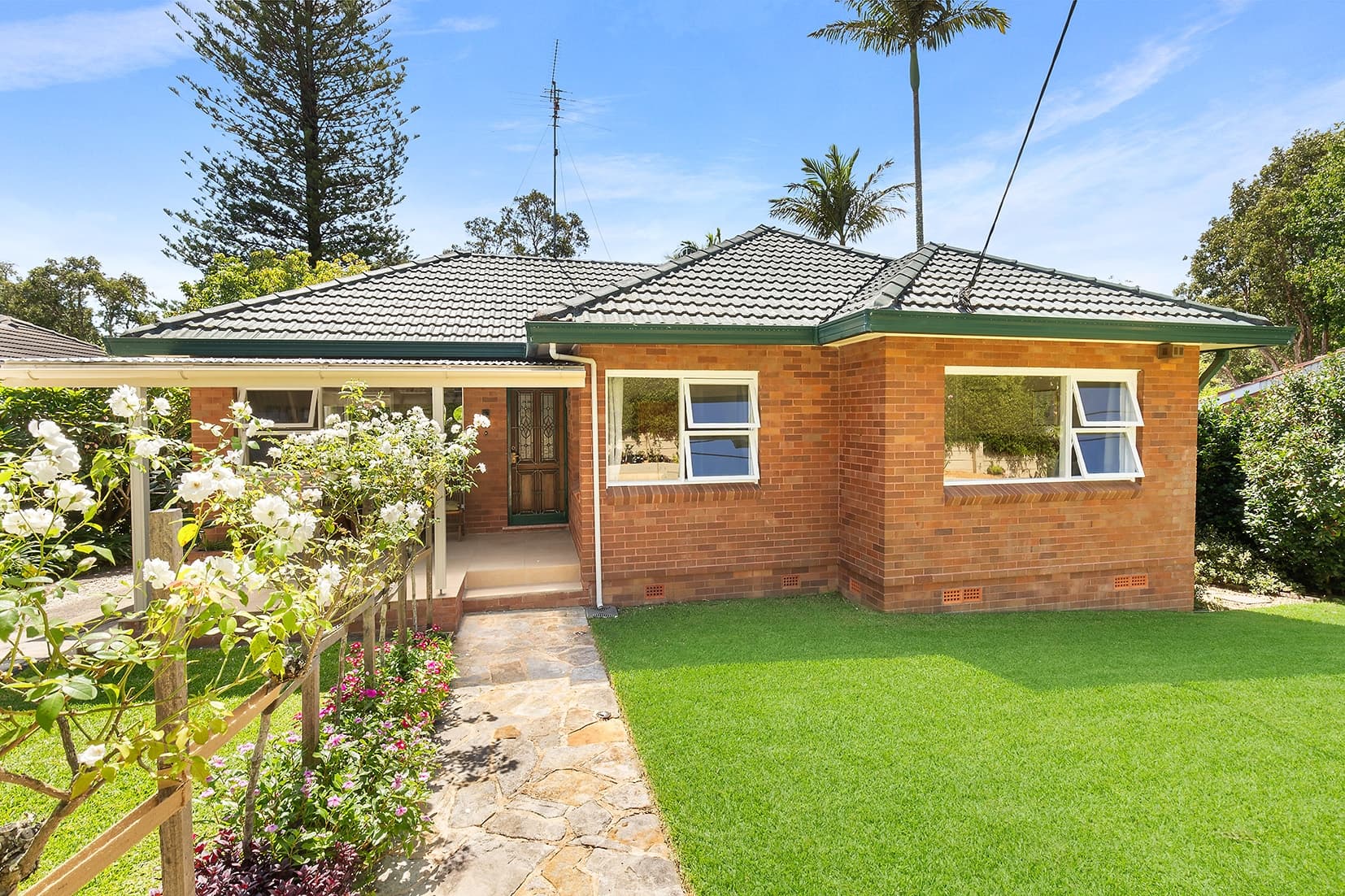 15 Holland Crescent, Frenchs Forest, Frenchs Forest - Image 1