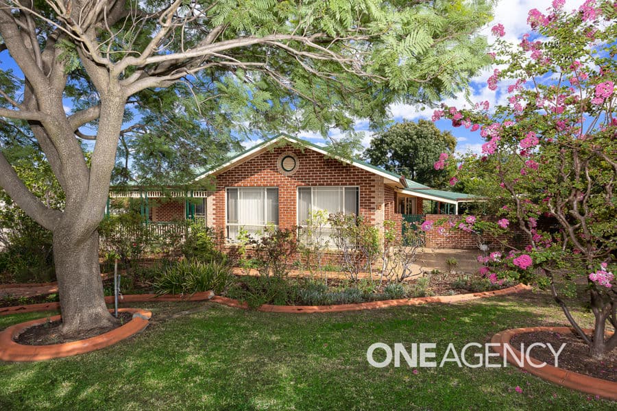 10 WILGOMA Street, Bourkelands, Bourkelands - Image 1