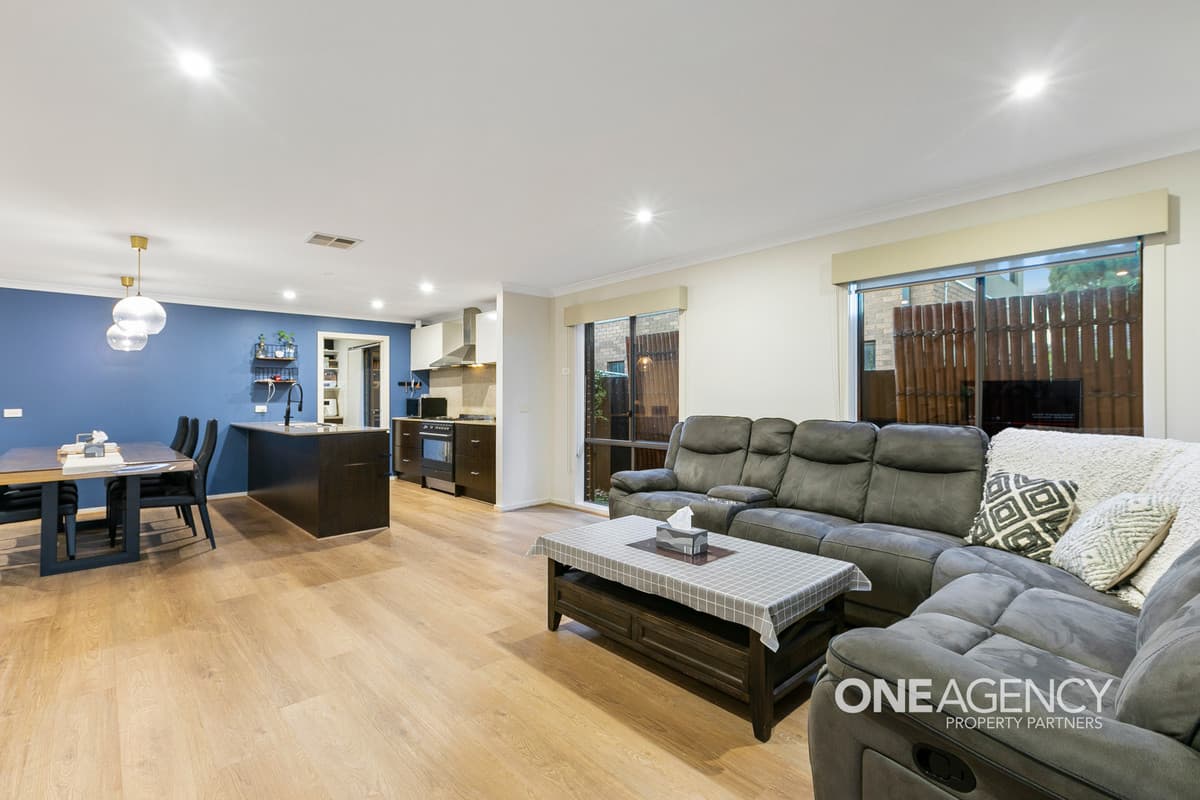 21 Arrowgrass Drive, Point Cook, Point Cook - Thumbnail 7