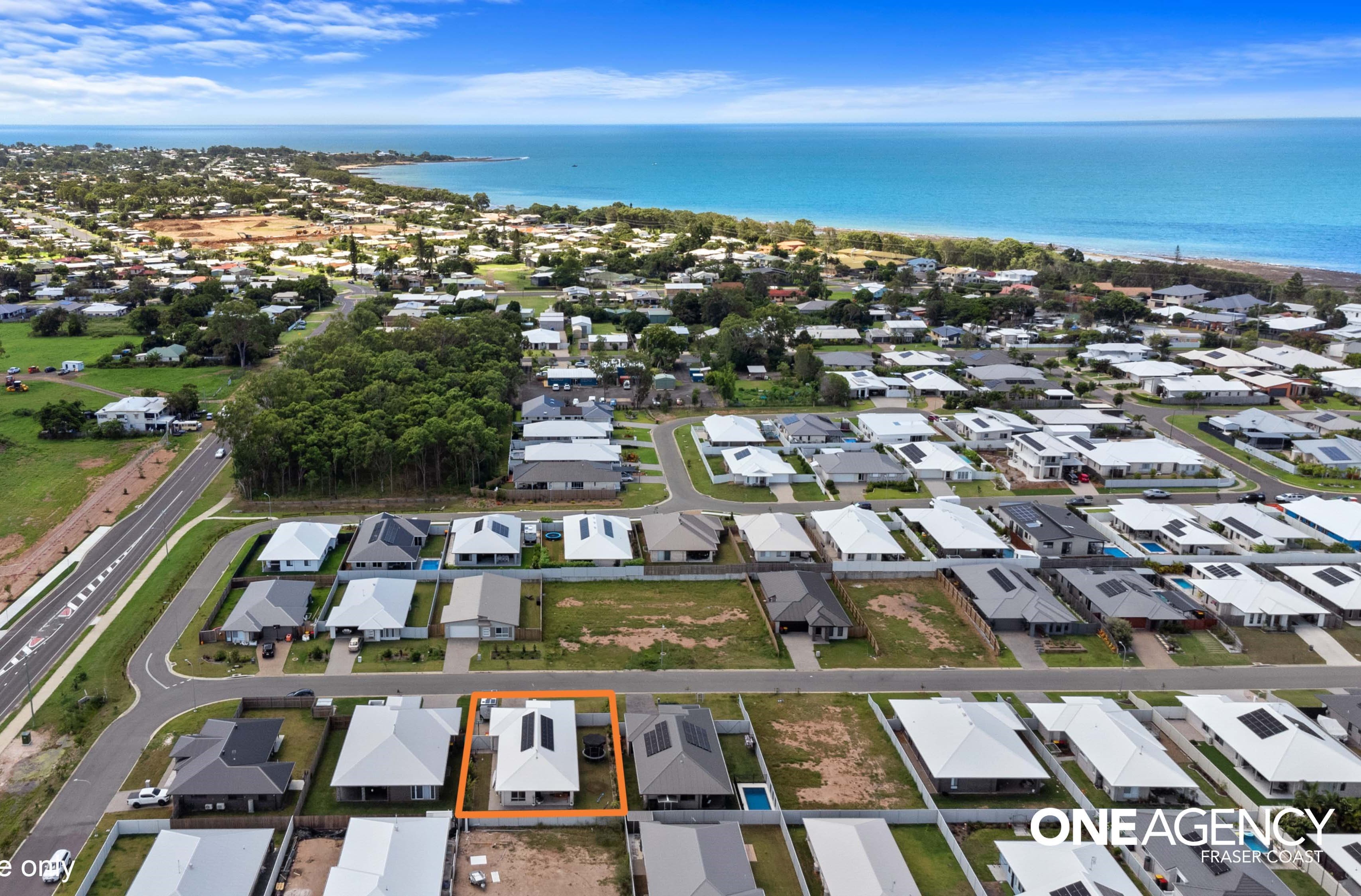 18 Quarterdeck Avenue, Pialba, Pialba - Thumbnail 2