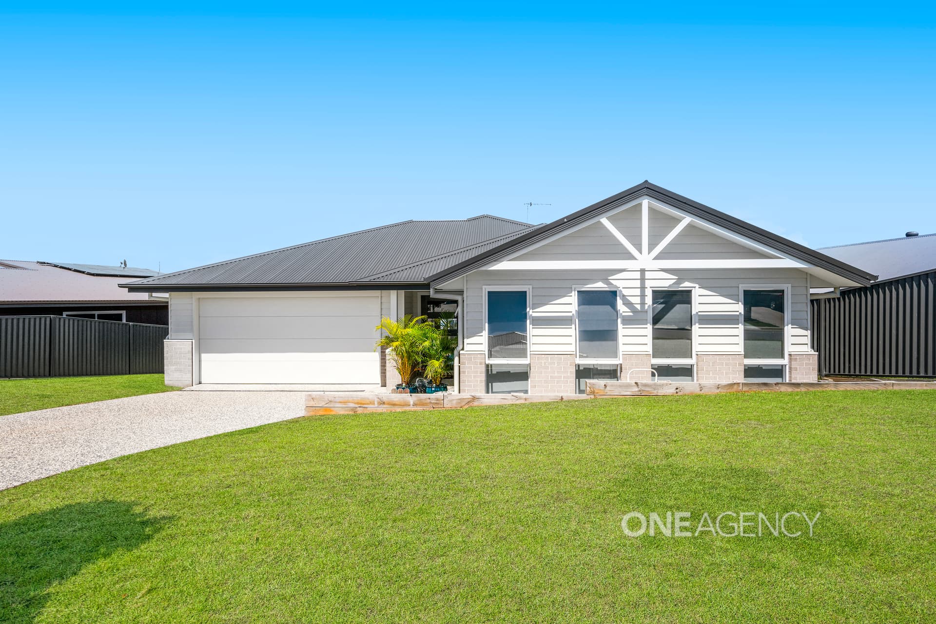 10 Tobago Parade, Lake Cathie, Lake Cathie - Image 1