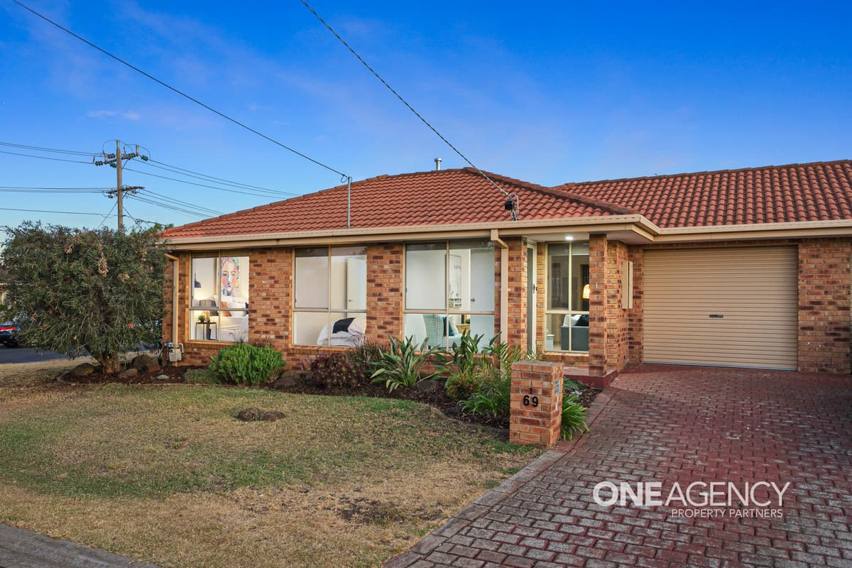 69 Canonbury Circle, Seabrook, Seabrook - Image 1