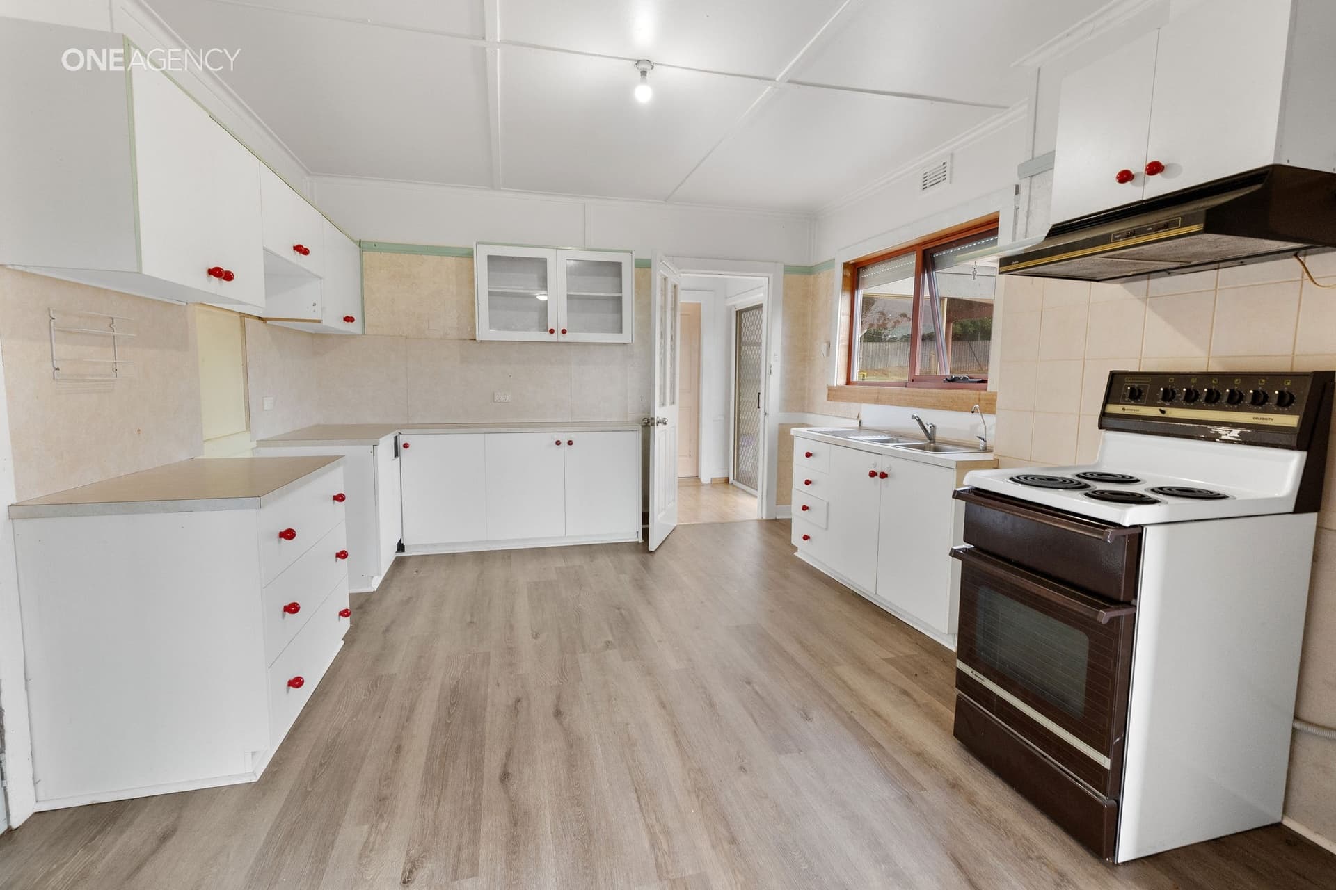 22 Ennis Avenue, Railton, Railton - Thumbnail 4