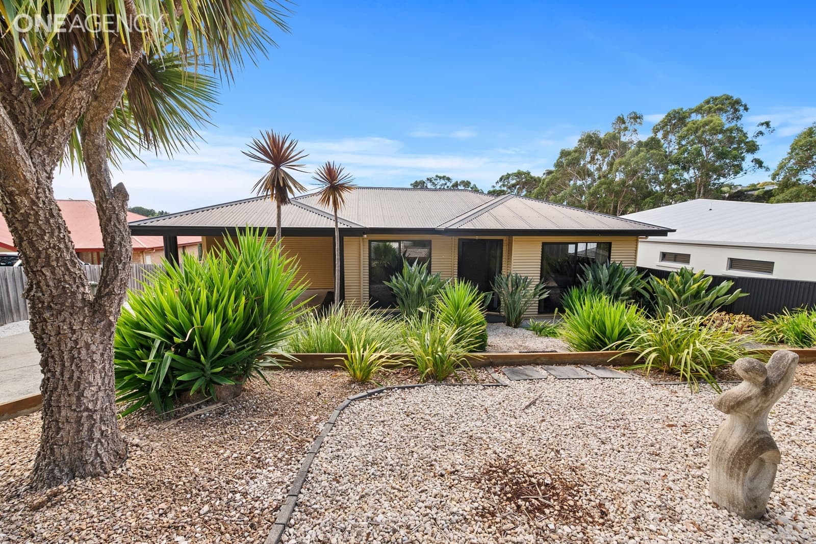 36 Lapthorne Close, Don, Don - Thumbnail 2