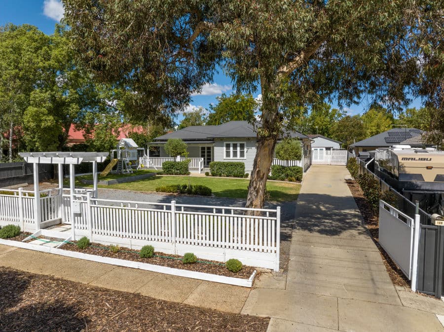106 URANA Street, Turvey Park, Turvey Park - Thumbnail 2