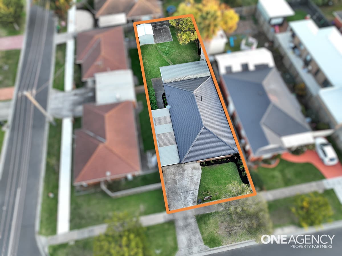 39 Newham Way, Altona Meadows, Altona Meadows - Thumbnail 2