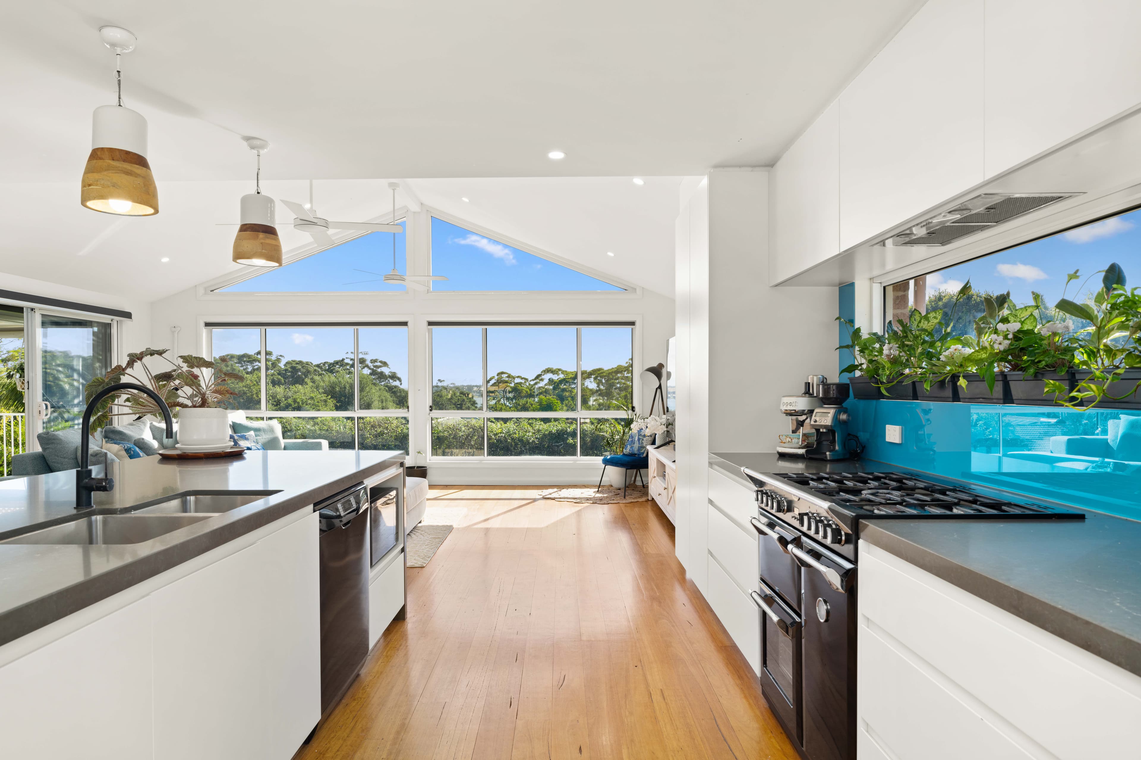 15 Wasshaven Close, Wrights Beach, Wrights Beach - Thumbnail 4