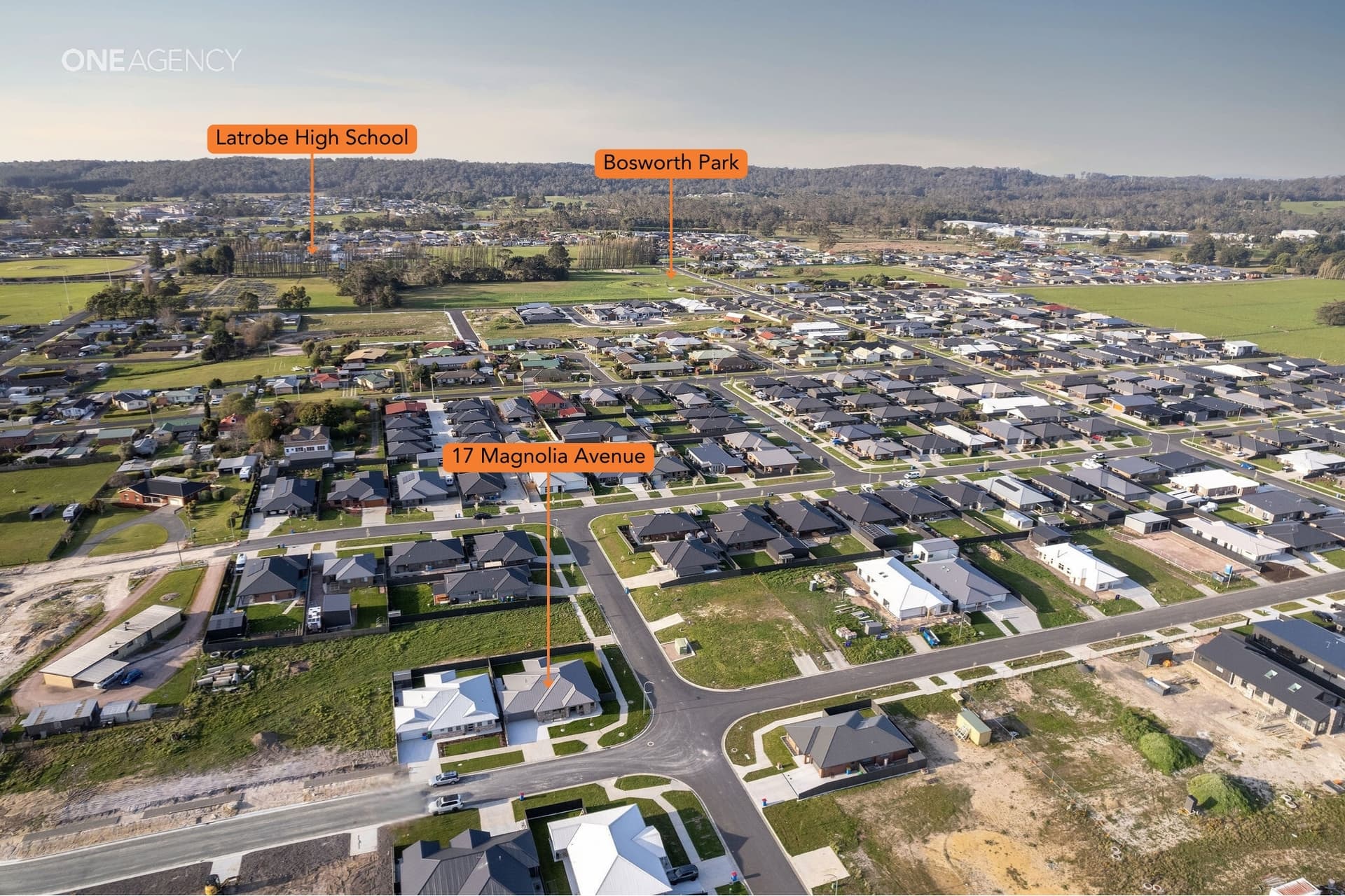 17 Magnolia Avenue, Latrobe, Latrobe - Thumbnail 4