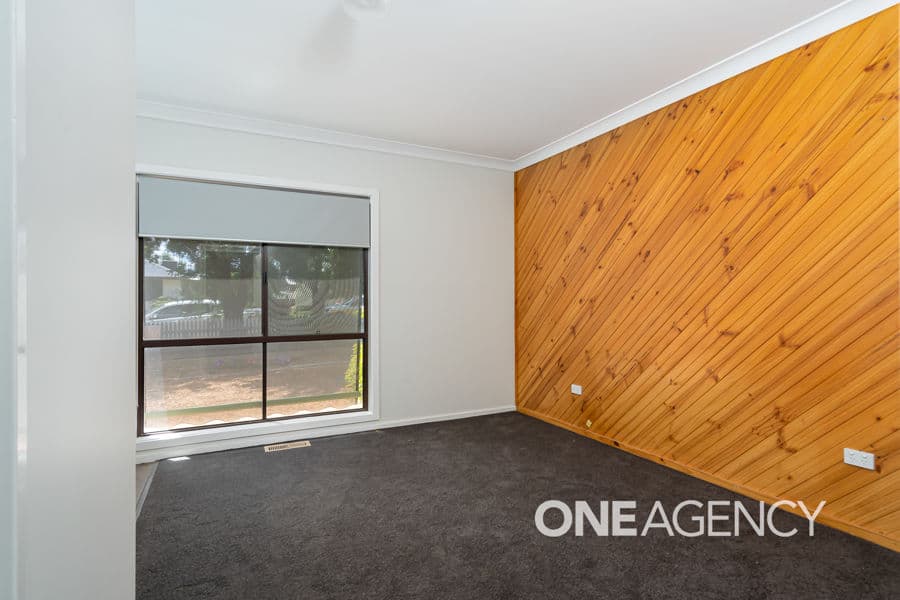 12 CASTLEREAGH Avenue, Mount Austin, Mount Austin - Thumbnail 5