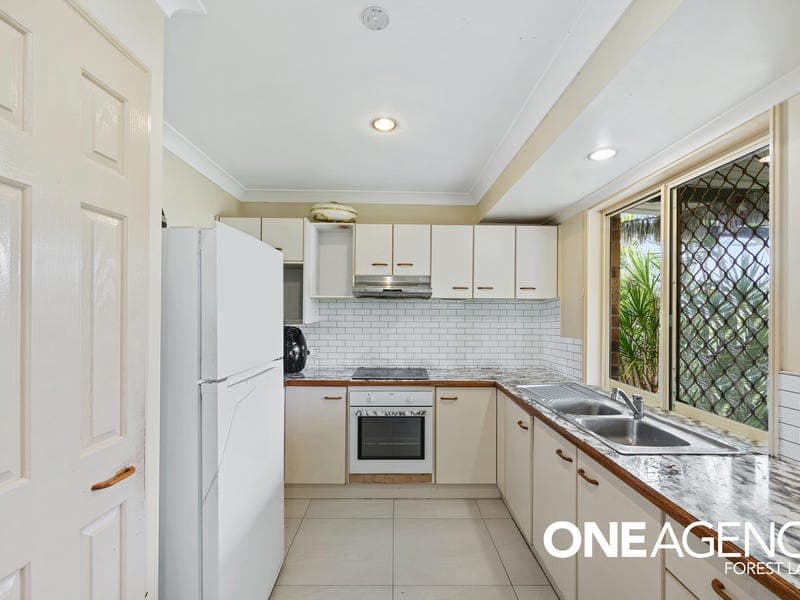 12 Rory Street, Richlands, Richlands - Thumbnail 3