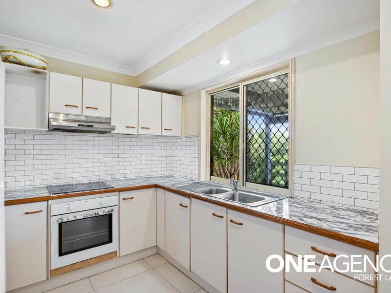 12 Rory Street, Richlands, Richlands - Thumbnail 4