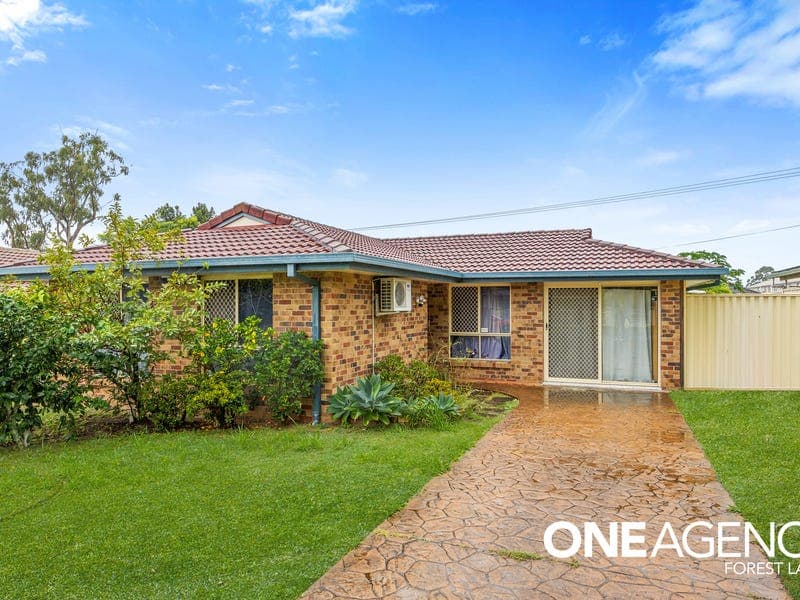12 Rory Street, Richlands, Richlands - Image 1