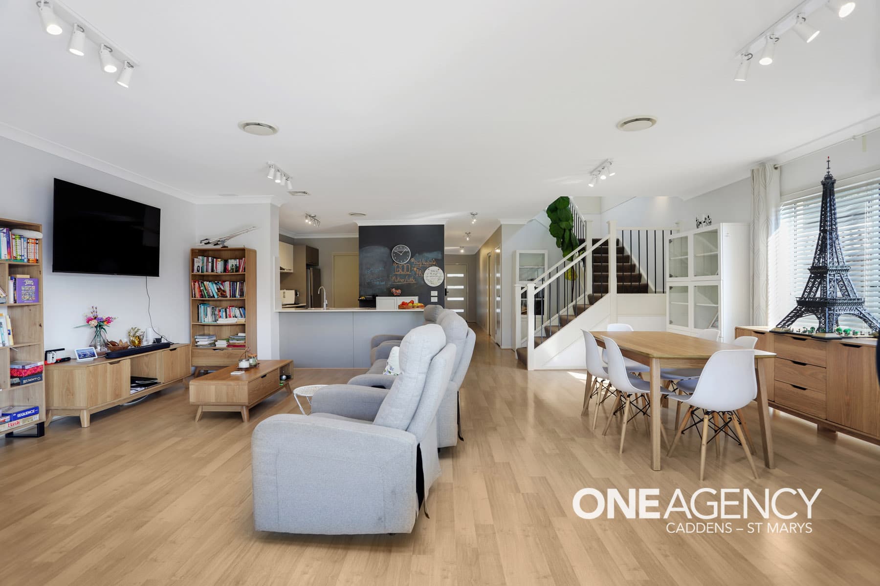 12 Coachwood Drive, Claremont Meadows, Claremont Meadows - Thumbnail 4