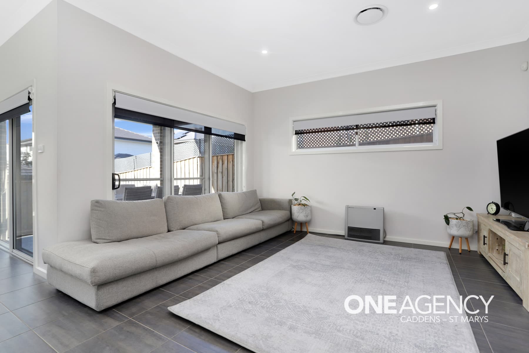 7 Delaware Avenue, Caddens, Caddens - Thumbnail 4