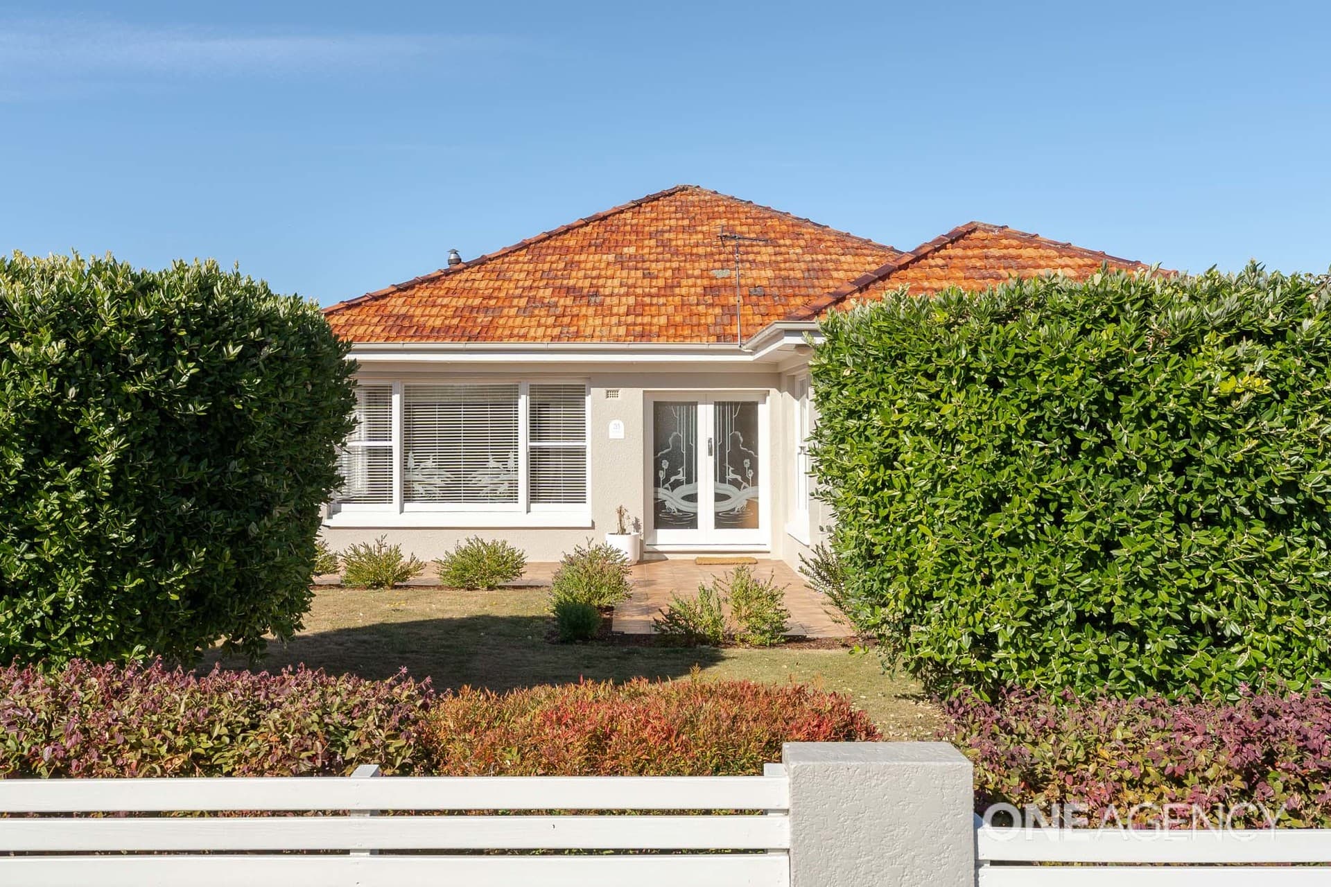 31 Hilltop Avenue, Devonport, Devonport - Thumbnail 2