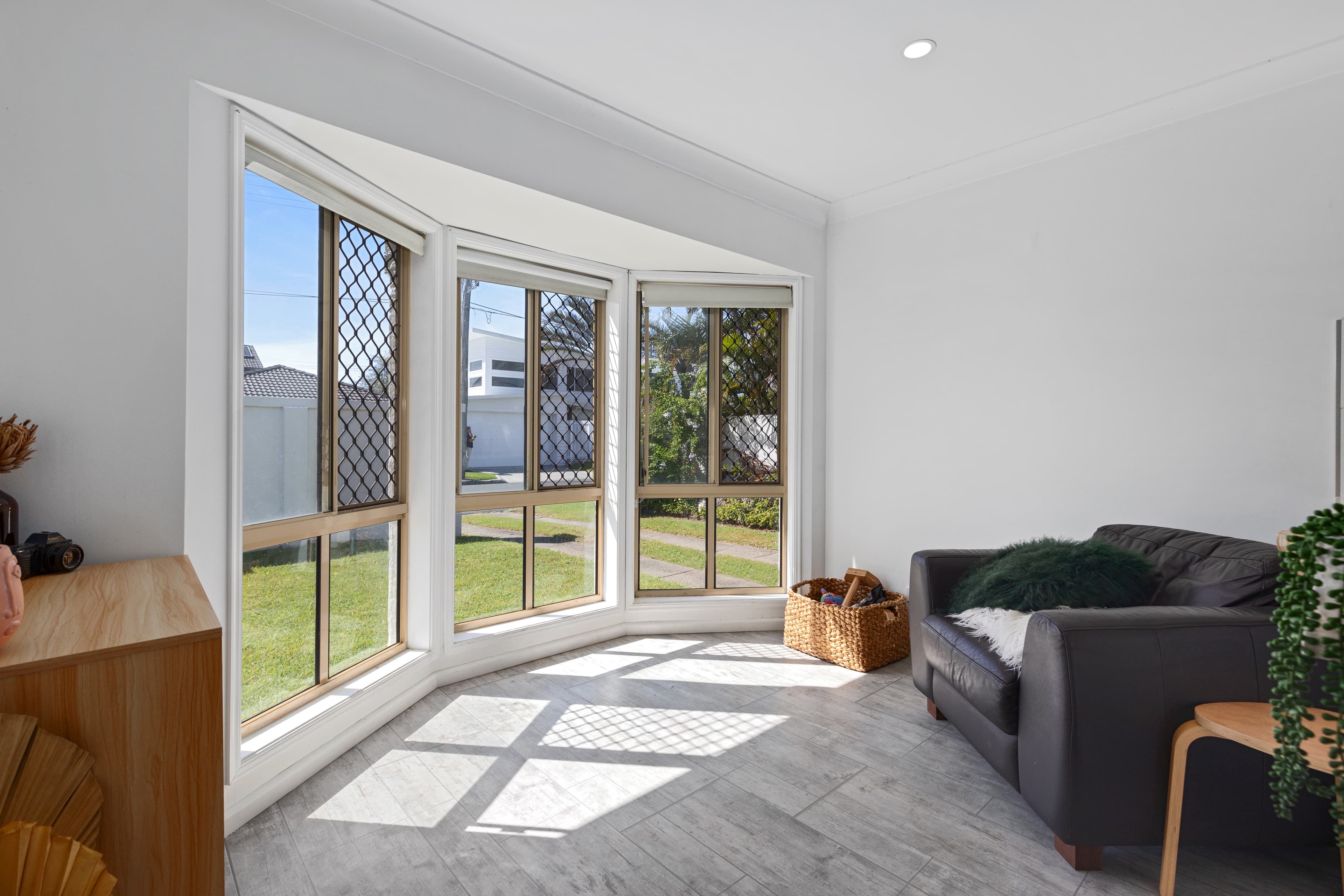 44 Aruma Avenue, Burleigh Waters, Burleigh Waters - Thumbnail 5