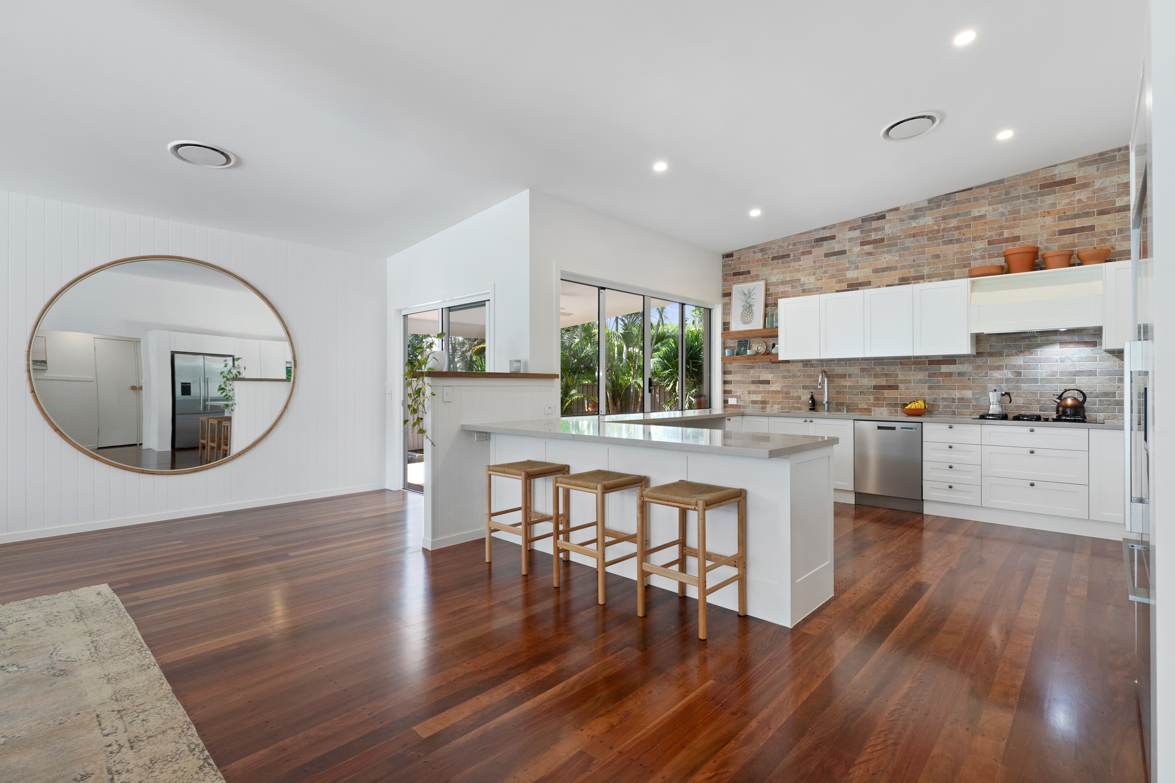 9 Maitland Street, Burleigh Waters, Burleigh Waters - Thumbnail 7