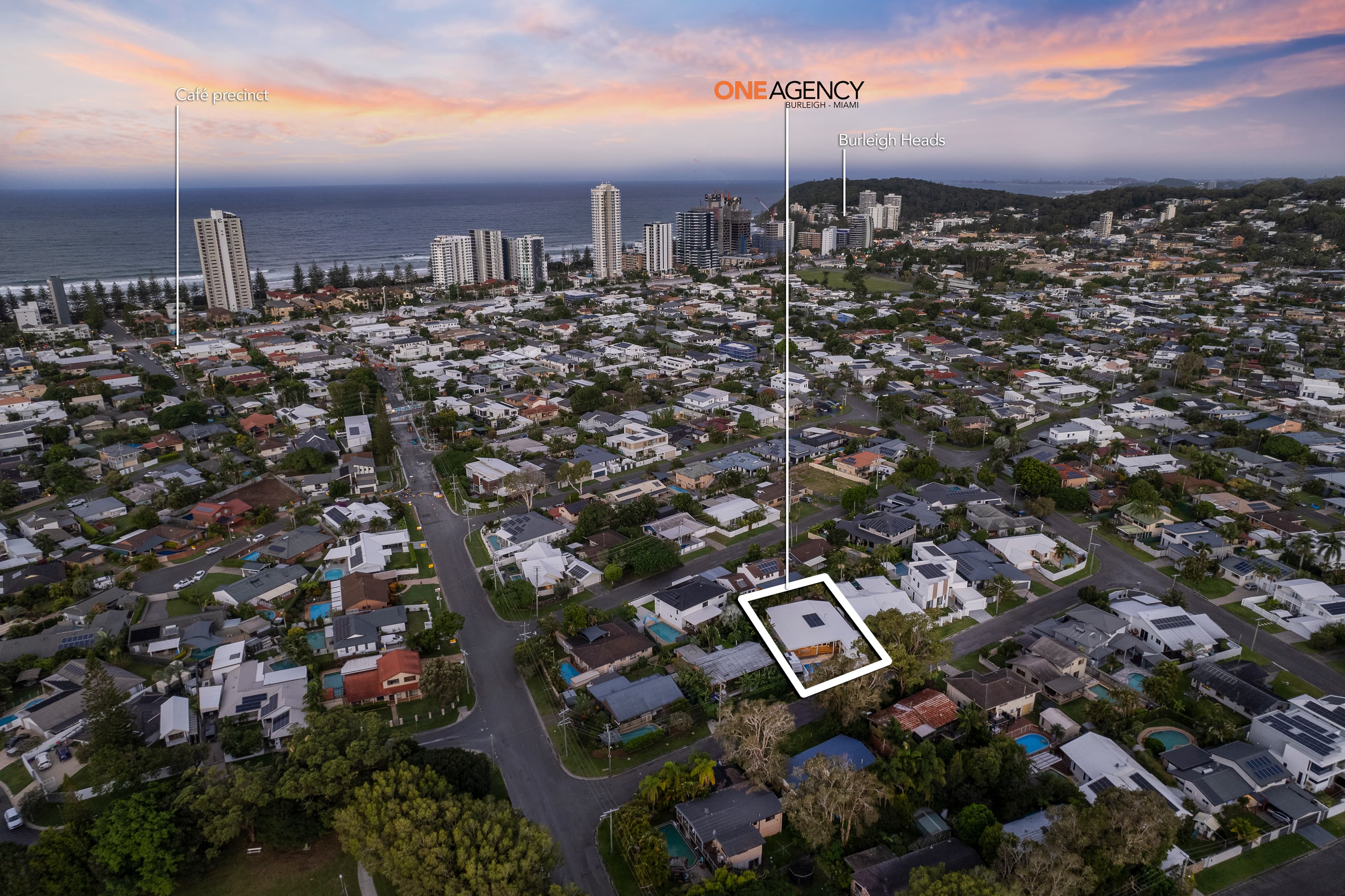 9 Maitland Street, Burleigh Waters, Burleigh Waters - Thumbnail 2