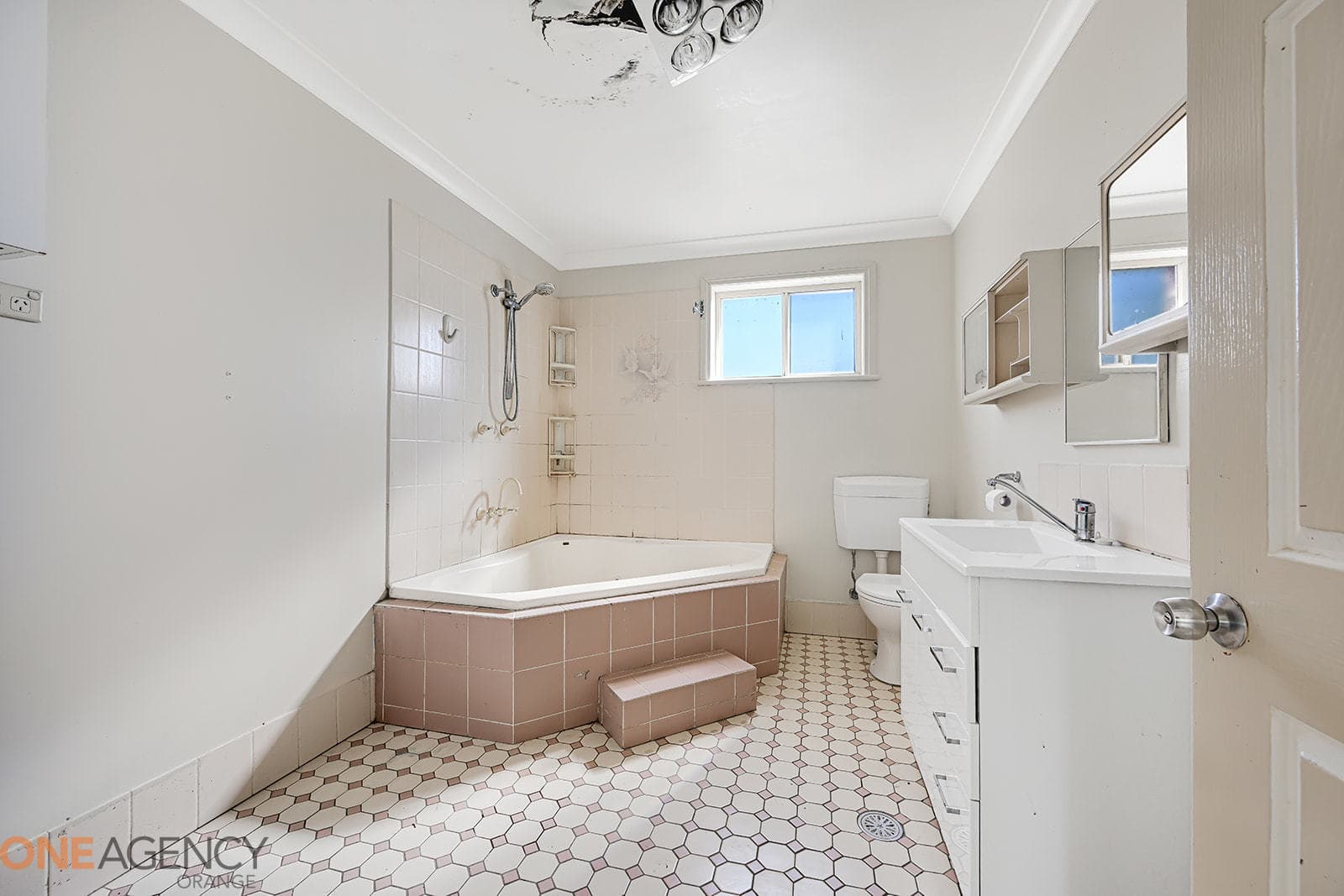 250 Byng Street, Orange, Orange - Thumbnail 8