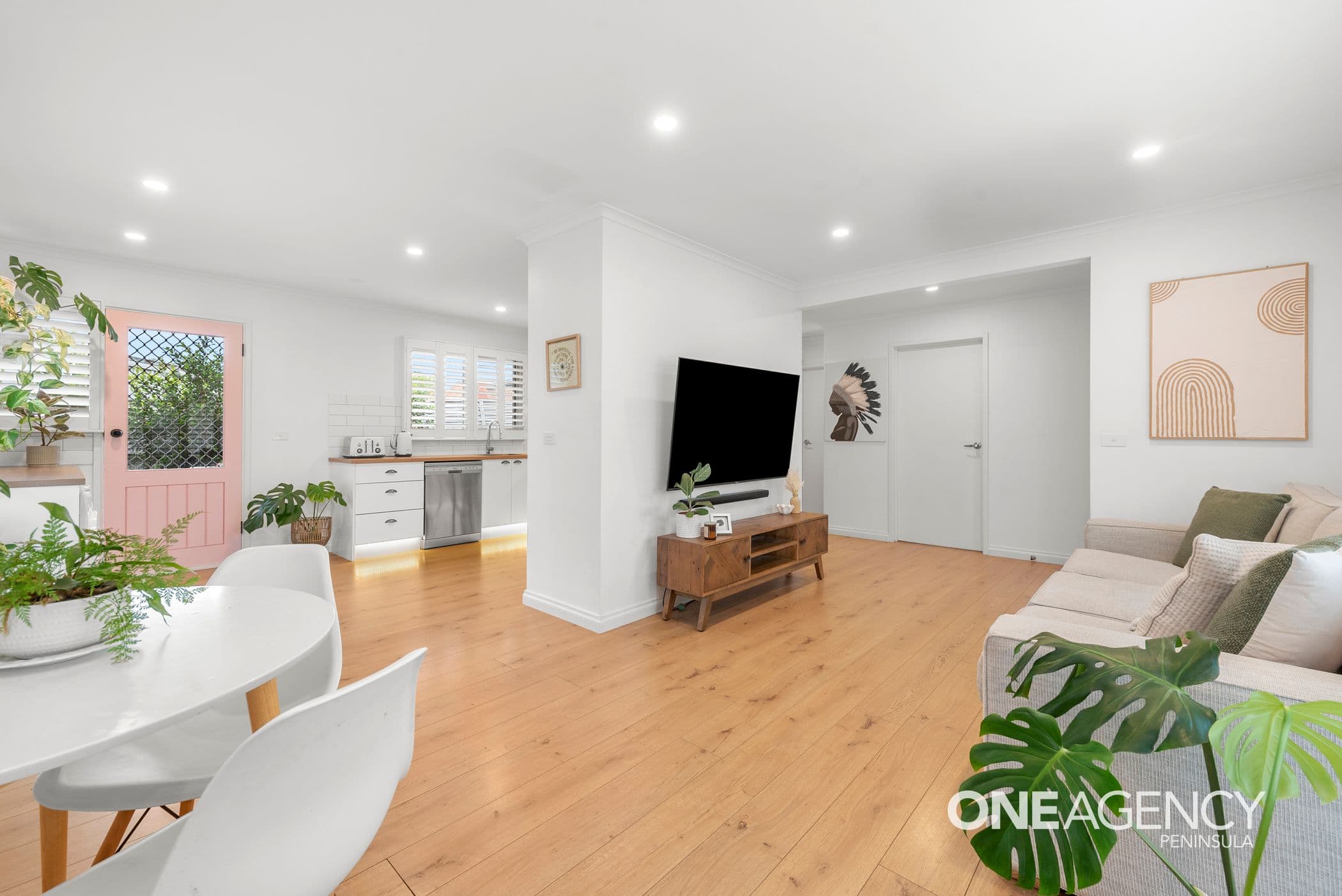 3/5 Grant Road, Somerville, Somerville - Thumbnail 3