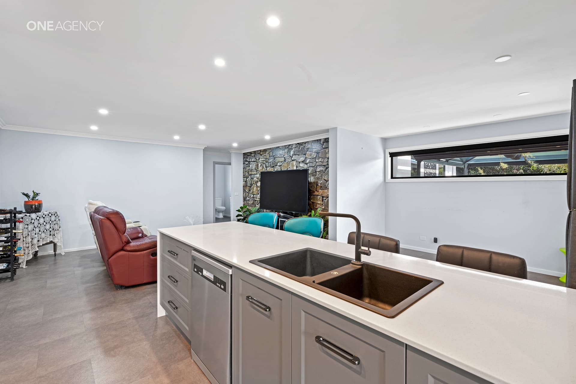 28 Hedstrom Drive, Stony Rise, Stony Rise - Thumbnail 4