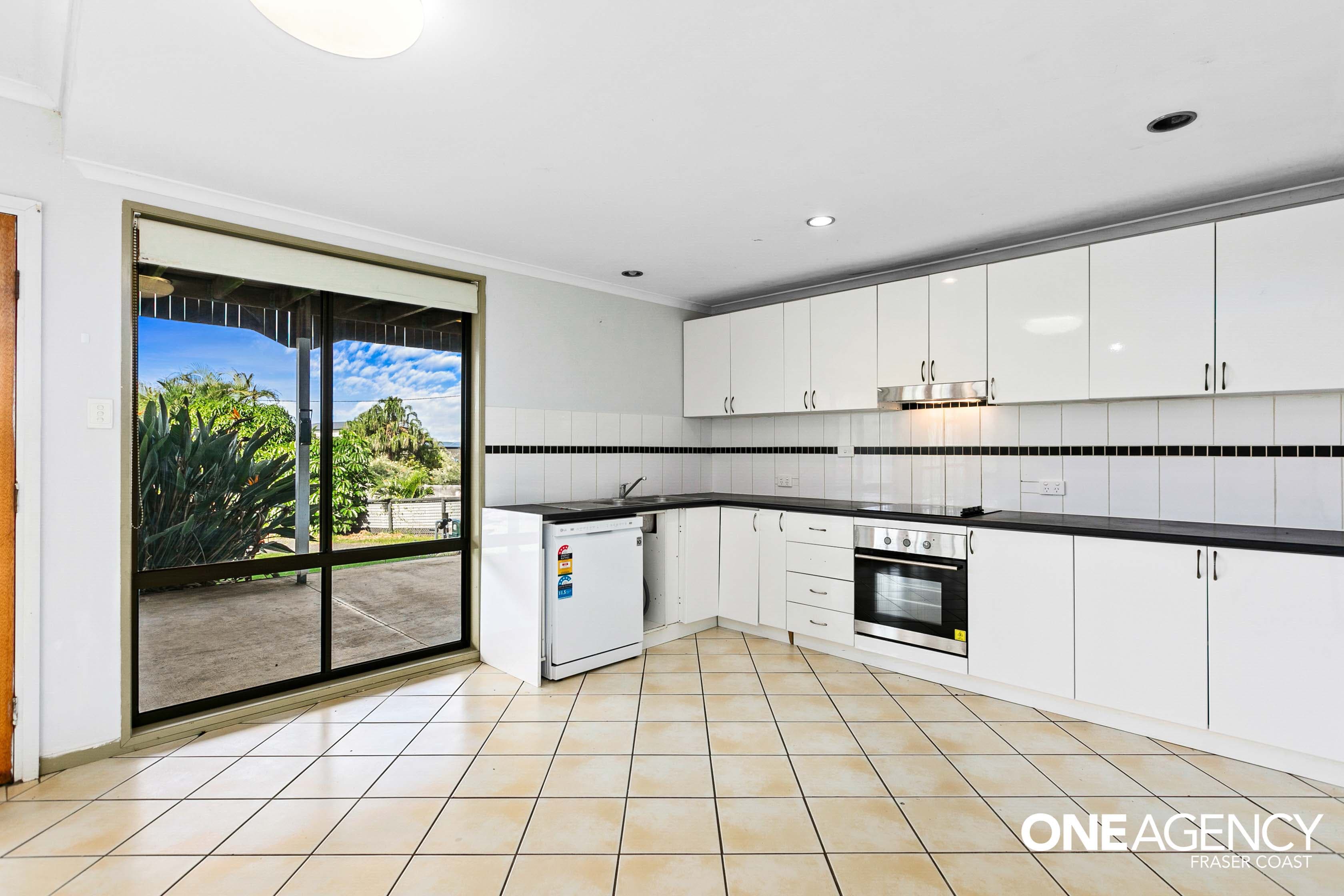 51 Kingfisher Drive, River Heads, River Heads - Thumbnail 4